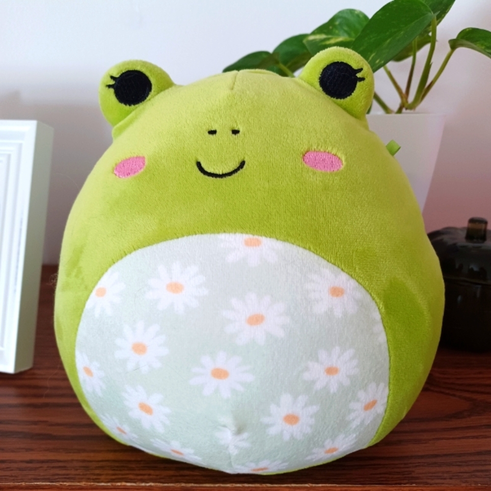 Squishmallow Wendy Flower Frog 8" NWOT